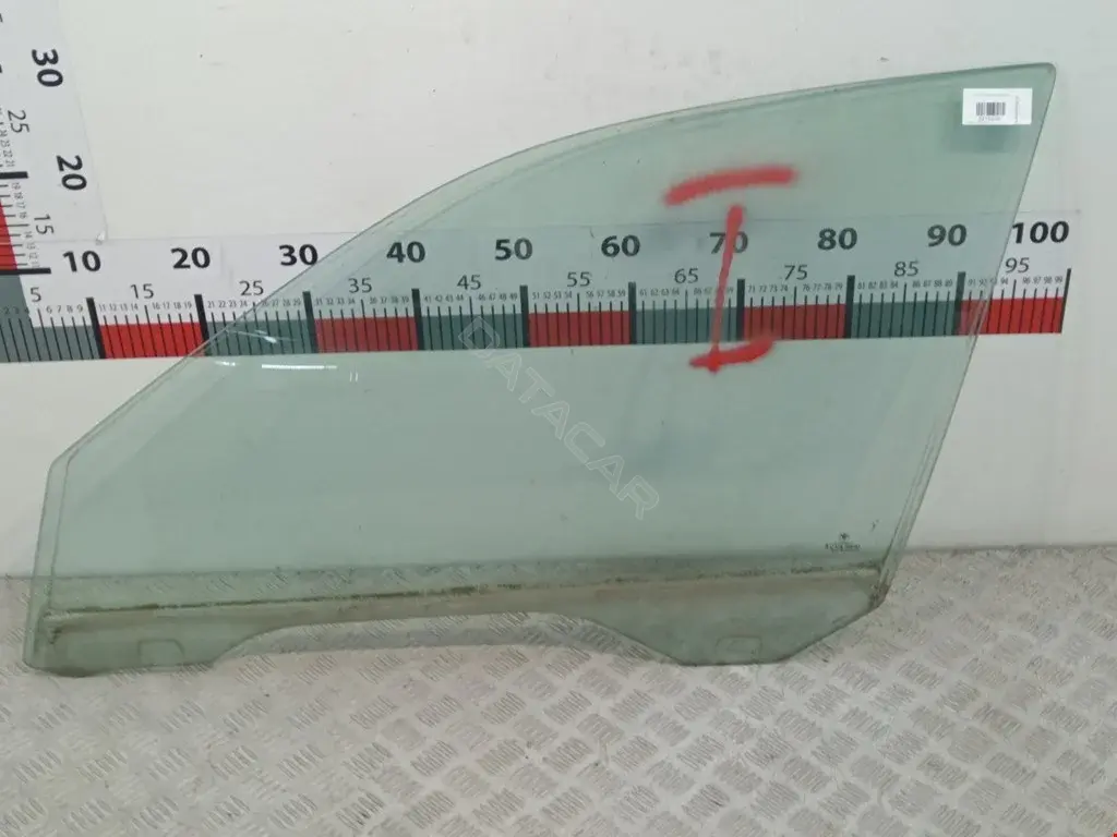 Стекло двери 23077HG, 410008136, 51328159169