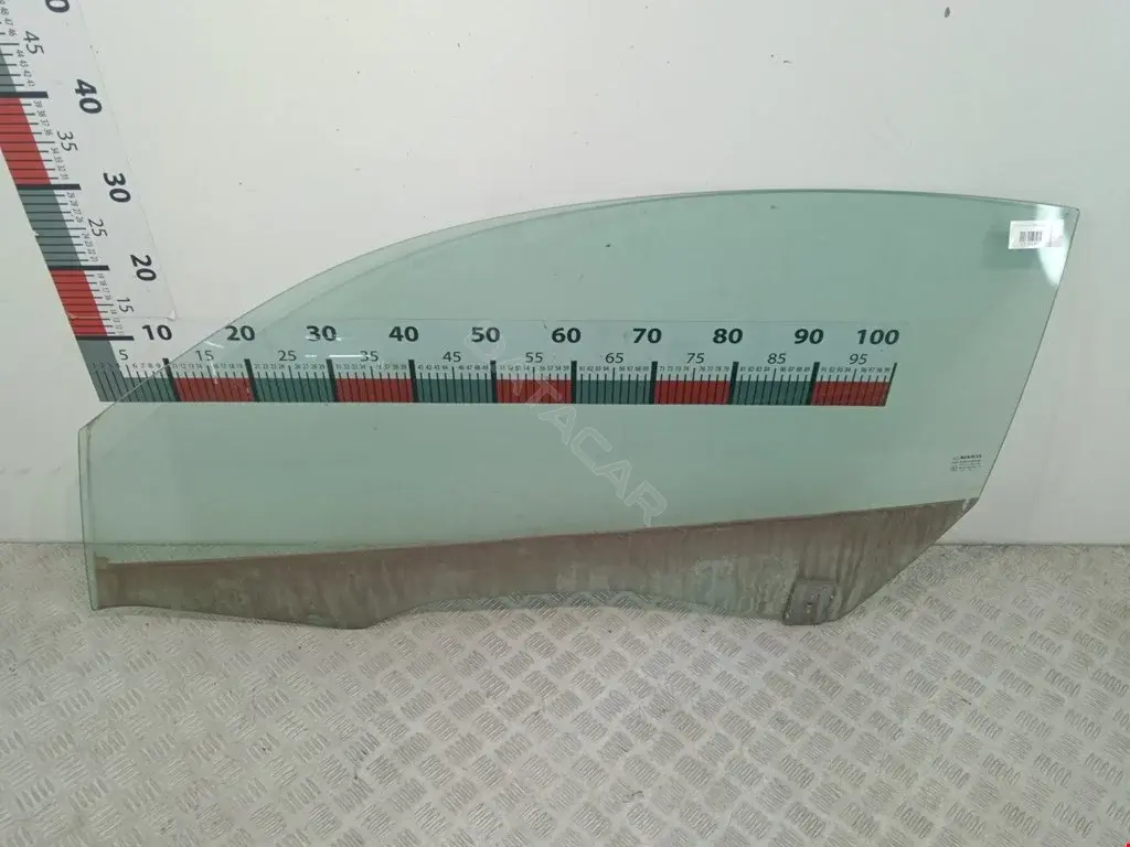 Стекло двери 43R000929