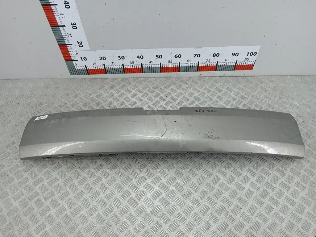 Накладка крышки багажника 9683146380