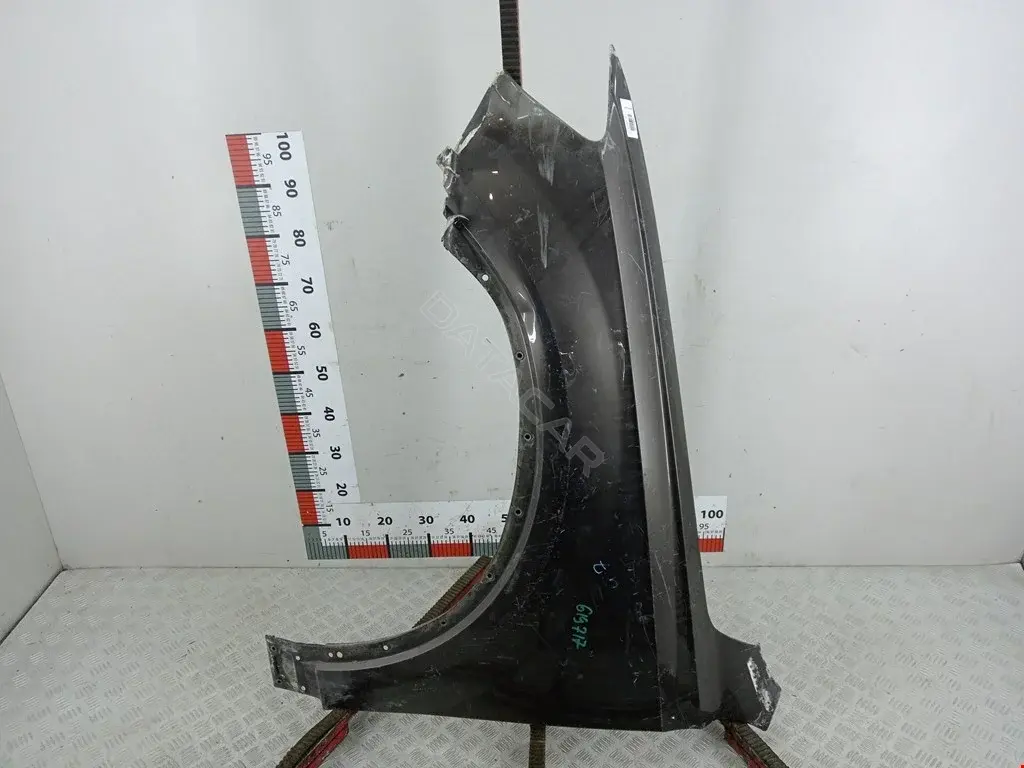 Крыло переднее 4M0821105D
