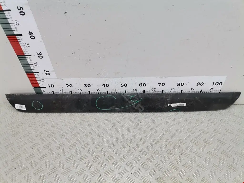 Накладка крышки багажника 768020R070