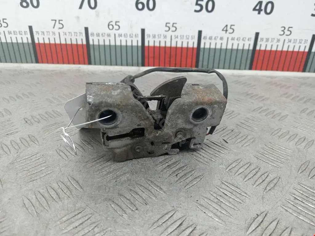 Замок капота 5JA823509
