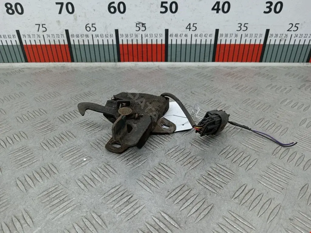 Замок капота 2213662