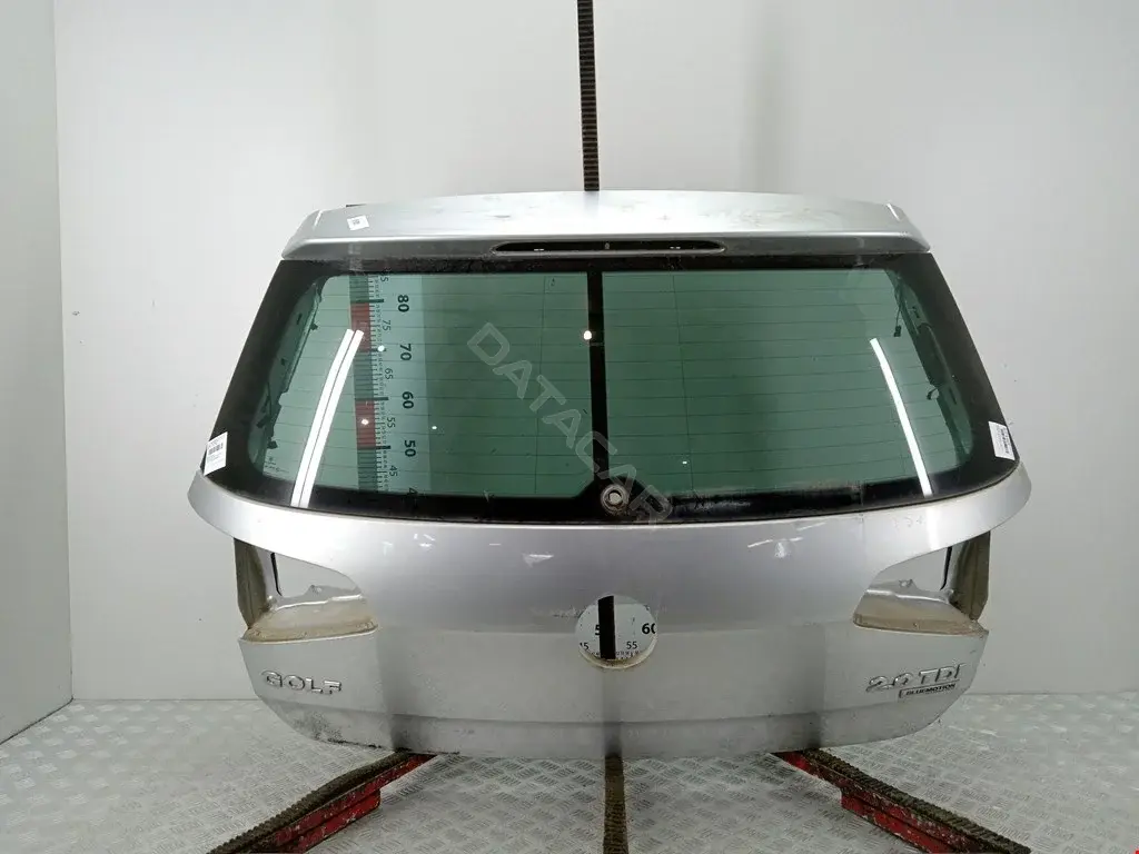 Крышка багажника 5G6827025AA