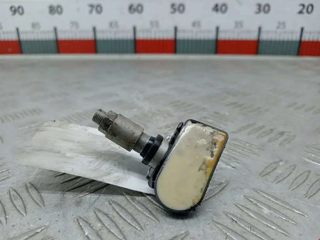 Датчик давления в шинах 36106877936, 6877936, LM05585
