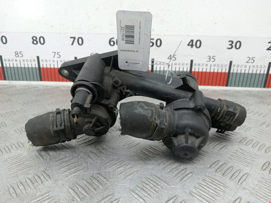 Корпус термостата 03C121026G, 03C121111G