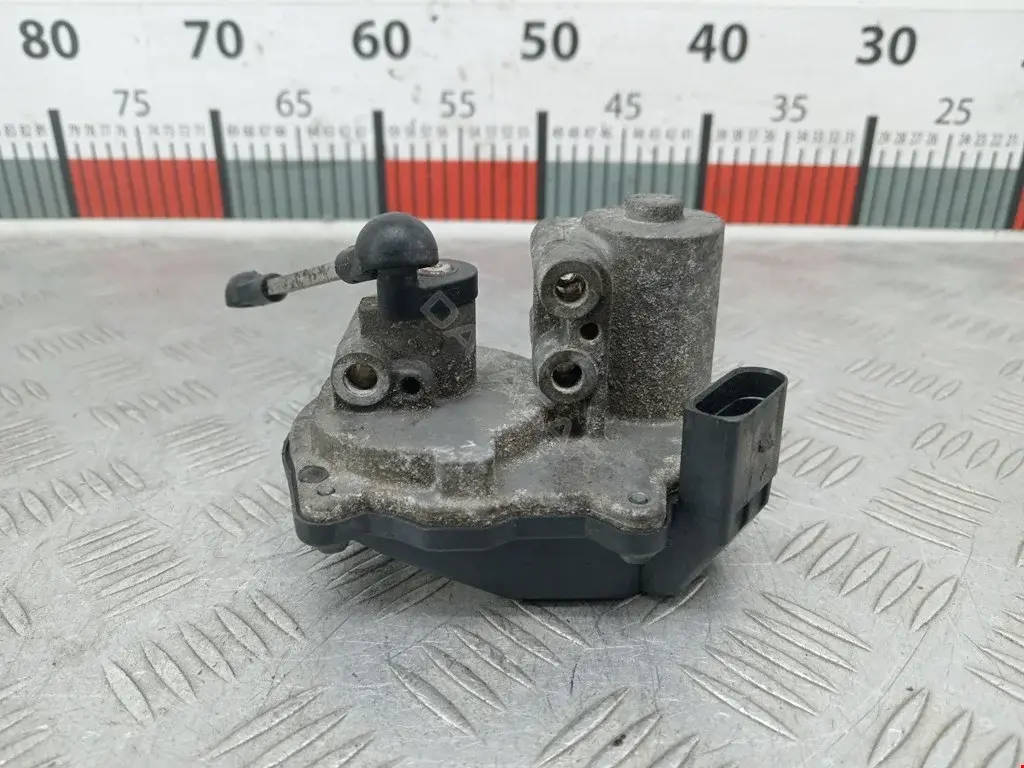 Дроссельная заслонка 06F133482B, 06F133482C, 06F133482D