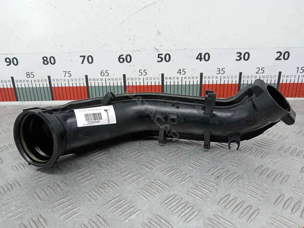 Патрубок интеркулера 03G145673H