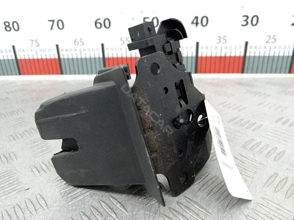 Замок крышки багажника 8P4827505C, 8P4827505D