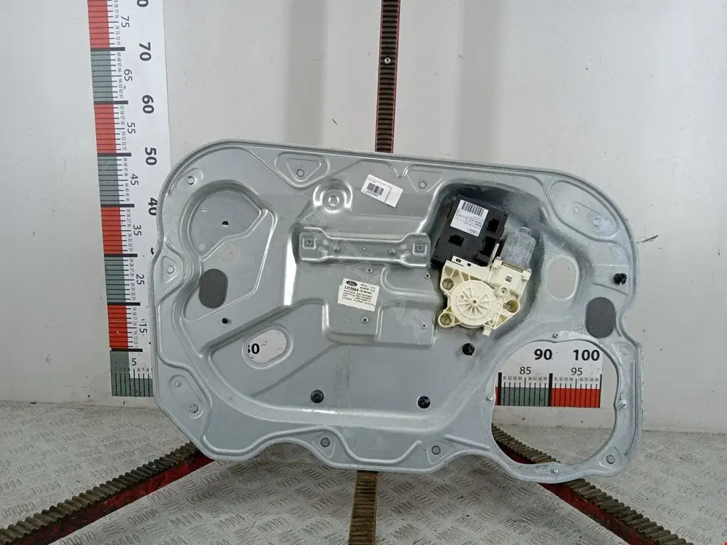 Стеклоподъемник 6M51R203A29MC