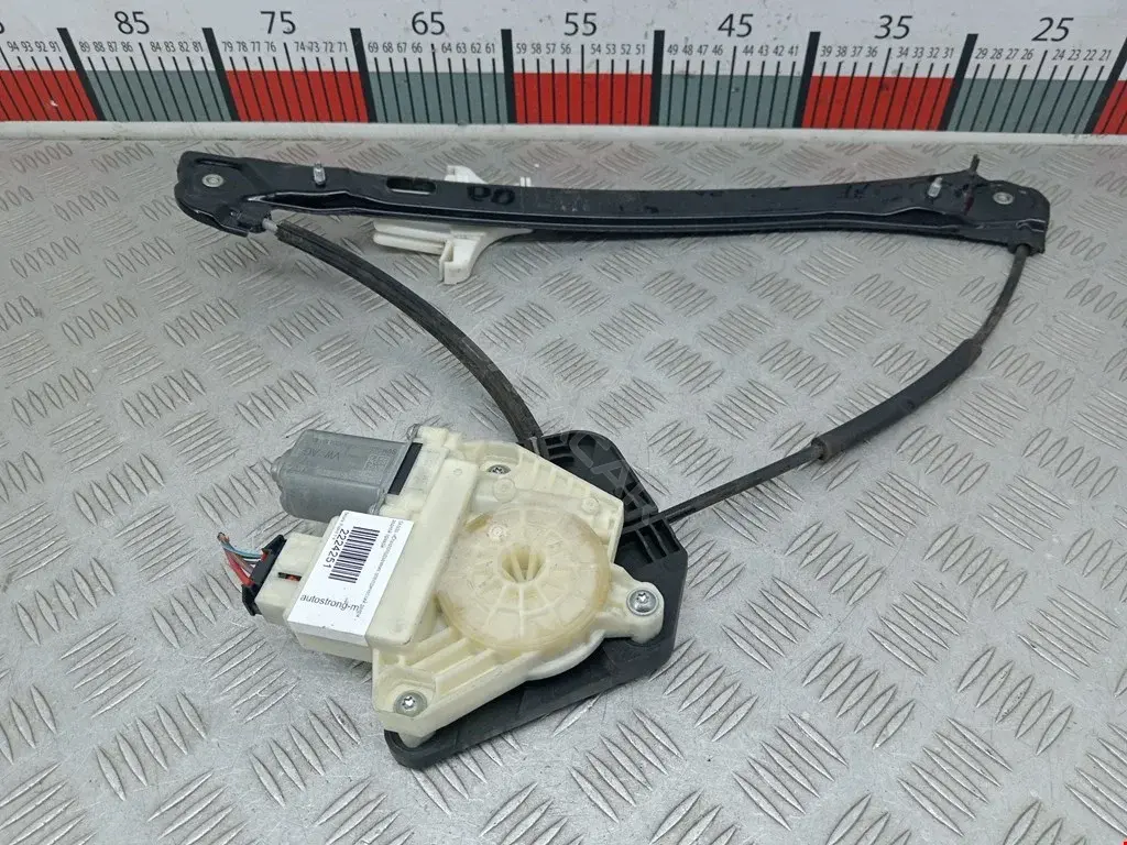 Стеклоподъемник 302599, 34D837461B, 34D839462