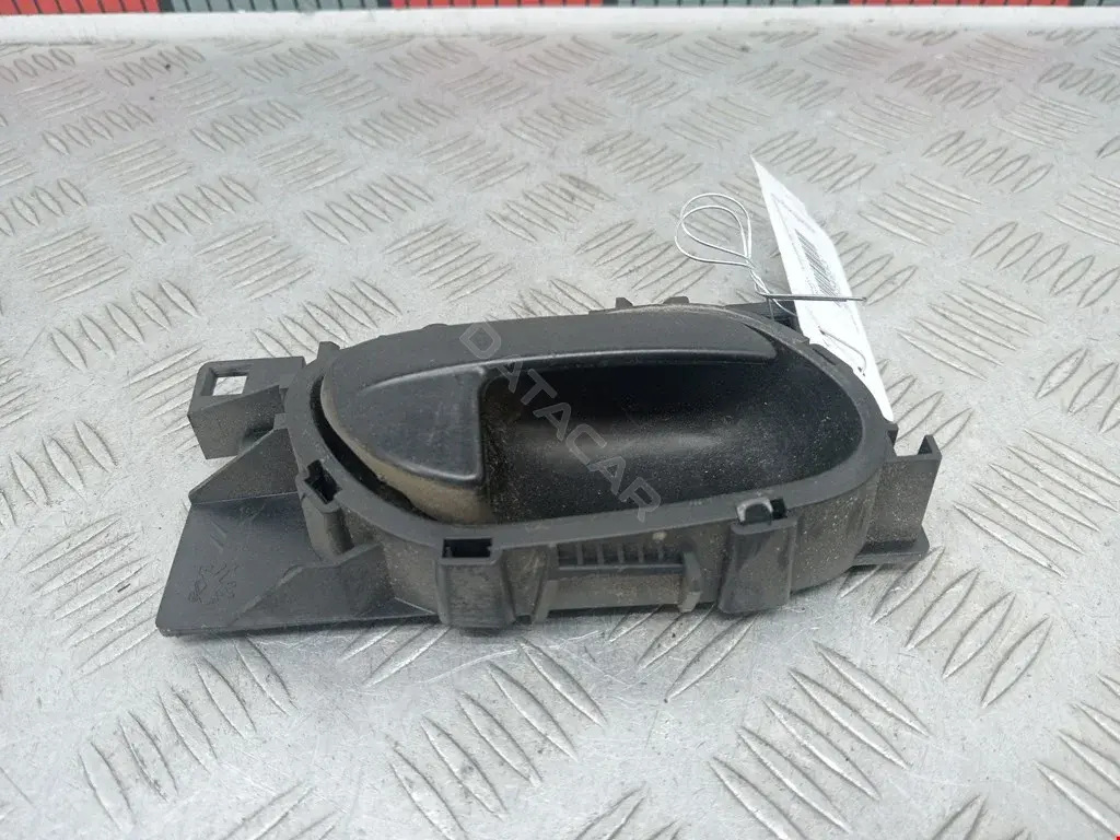 Ручка двери 9144F8