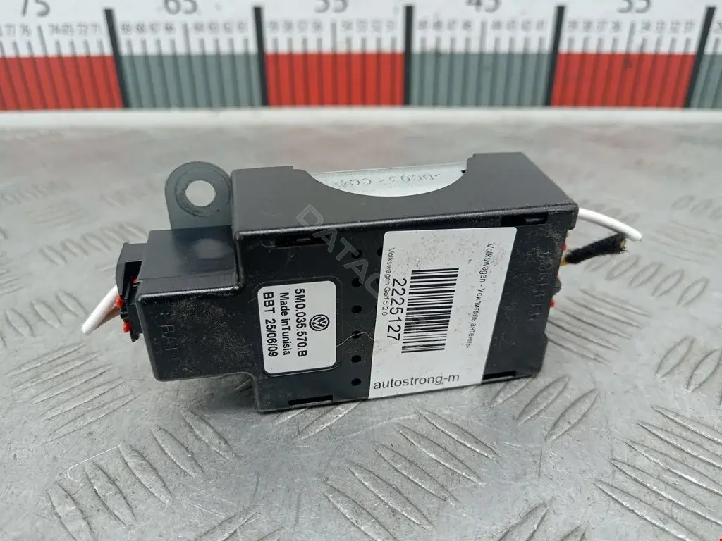 Усилитель антенны 5M0035570B