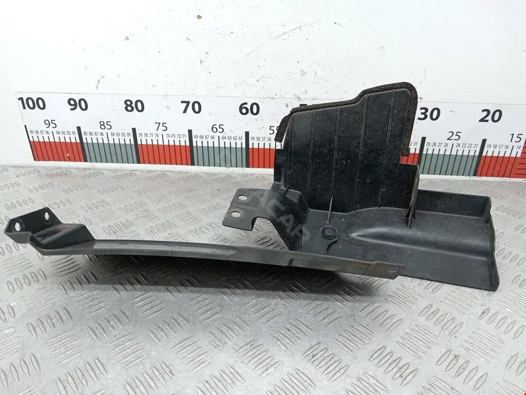 Воздуховод 62823BR30A