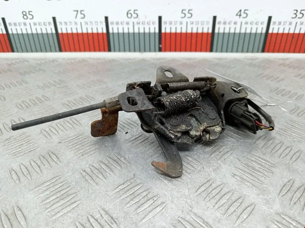 Замок капота 2226913