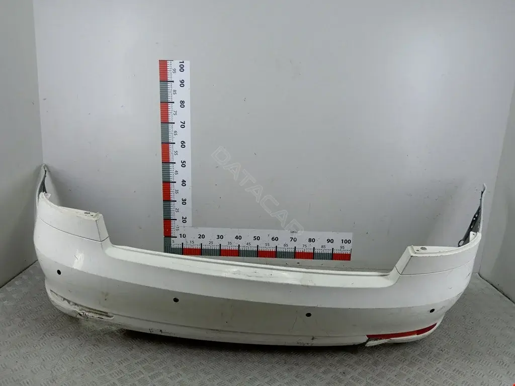 Задний бампер 1ZU807417, 1ZU807421