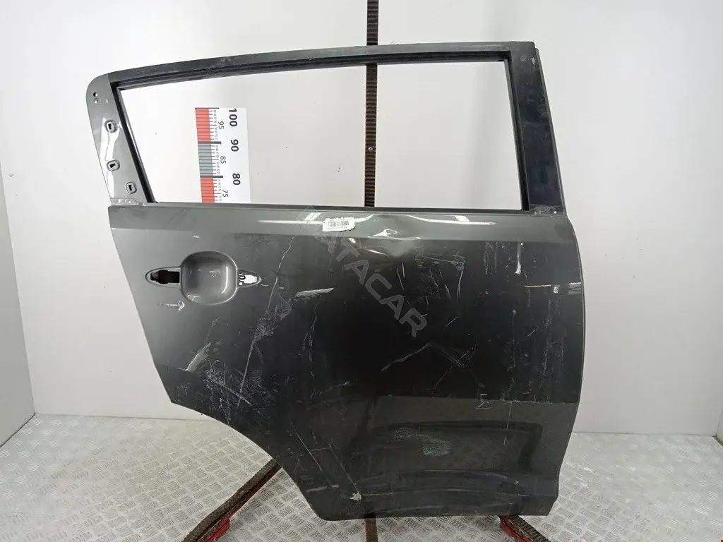 Дверь 1AKSP3040RR, 770043W000, 770043W000AV