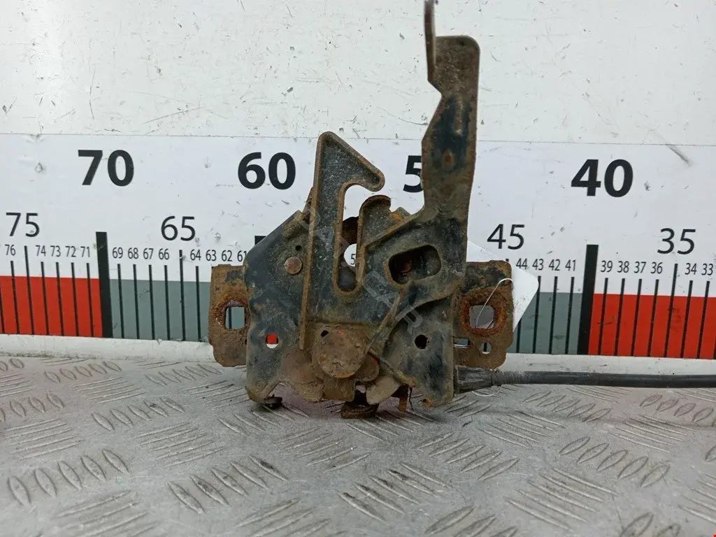 Замок капота 5L3Z16700A