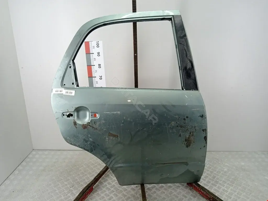 Дверь 6800379J00, 6800379J00000