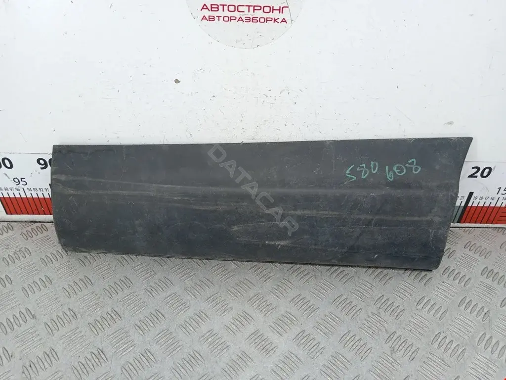 Накладка бампера 828714EA0A
