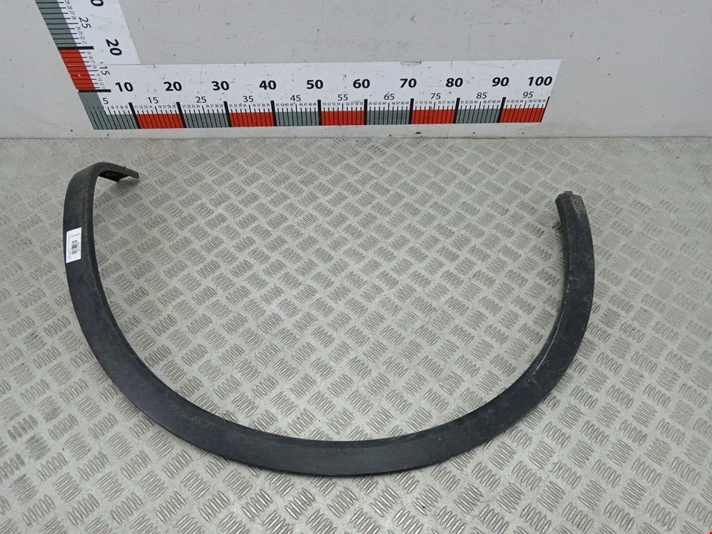 Накладка бампера 7P5853827D