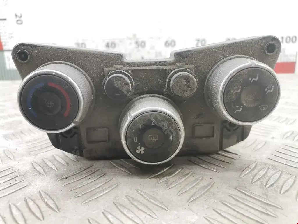 Блок управления климат-контролем 95332689, 95332696