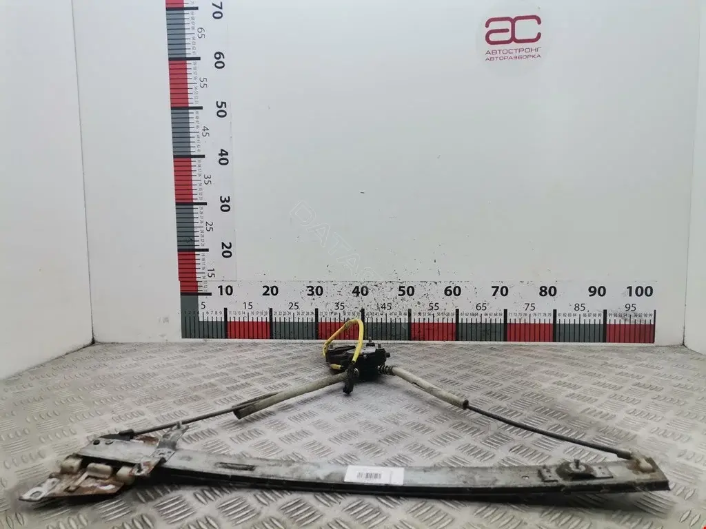 Стеклоподъемник 0K01959560C