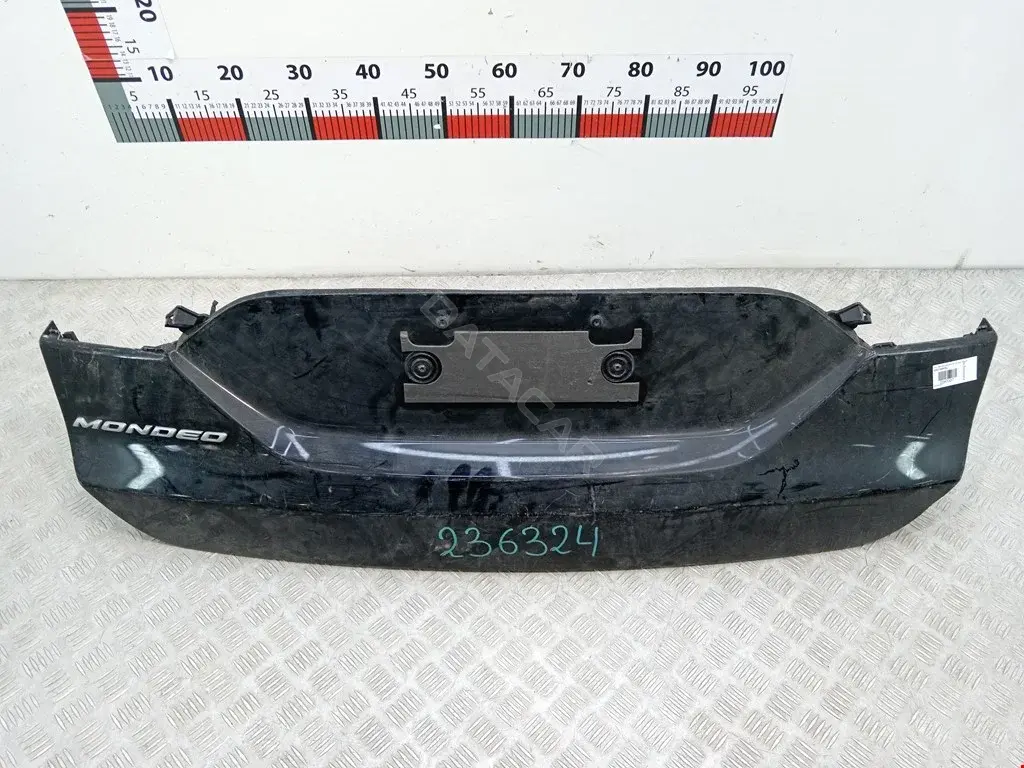 Накладка крышки багажника DS73F423A40, DS73F423A40E