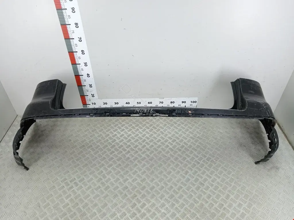Задний бампер 7L6807417D, 7L6807421