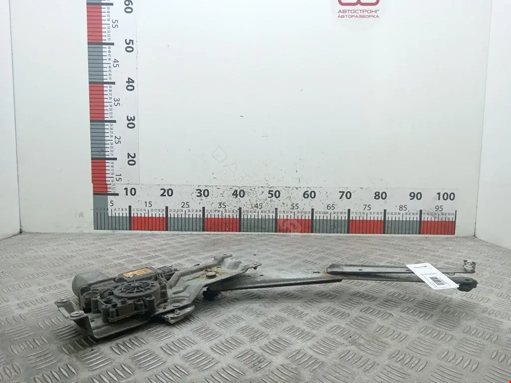 Стеклоподъемник 90520187