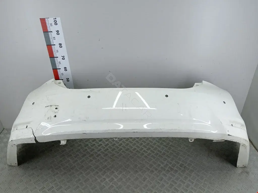 Задний бампер 5215902A20