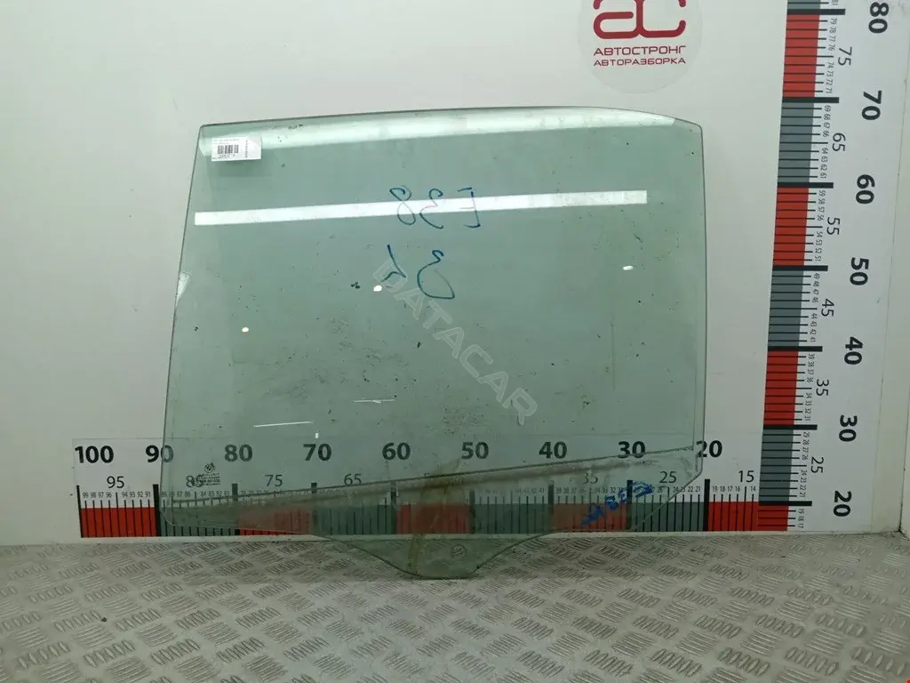 Стекло двери 51348163845