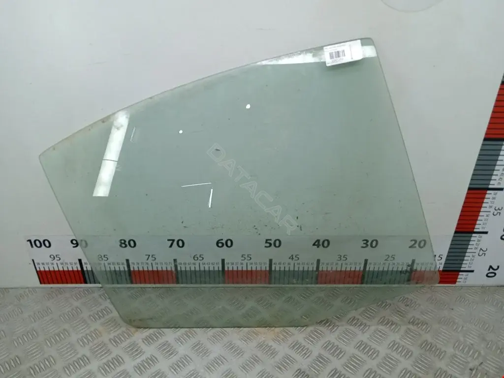 Стекло двери 410005275, 51348196028, 8461303