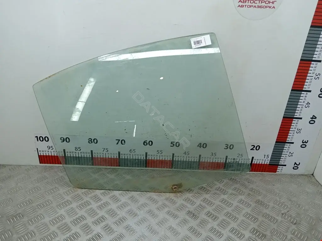 Стекло двери 410005275, 51348196028, 8461303