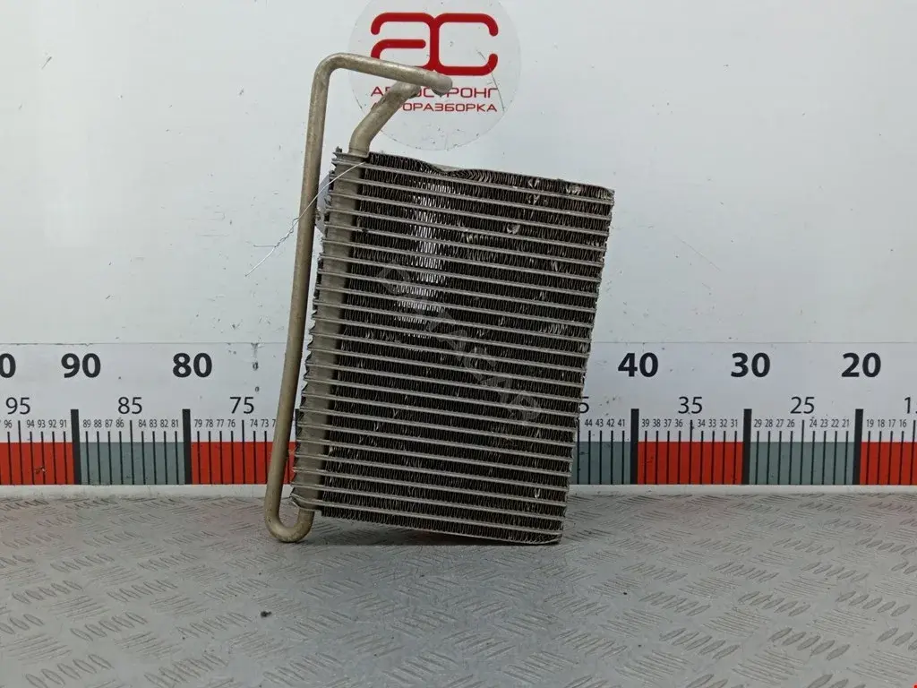 Испаритель кондиционера 64118381451