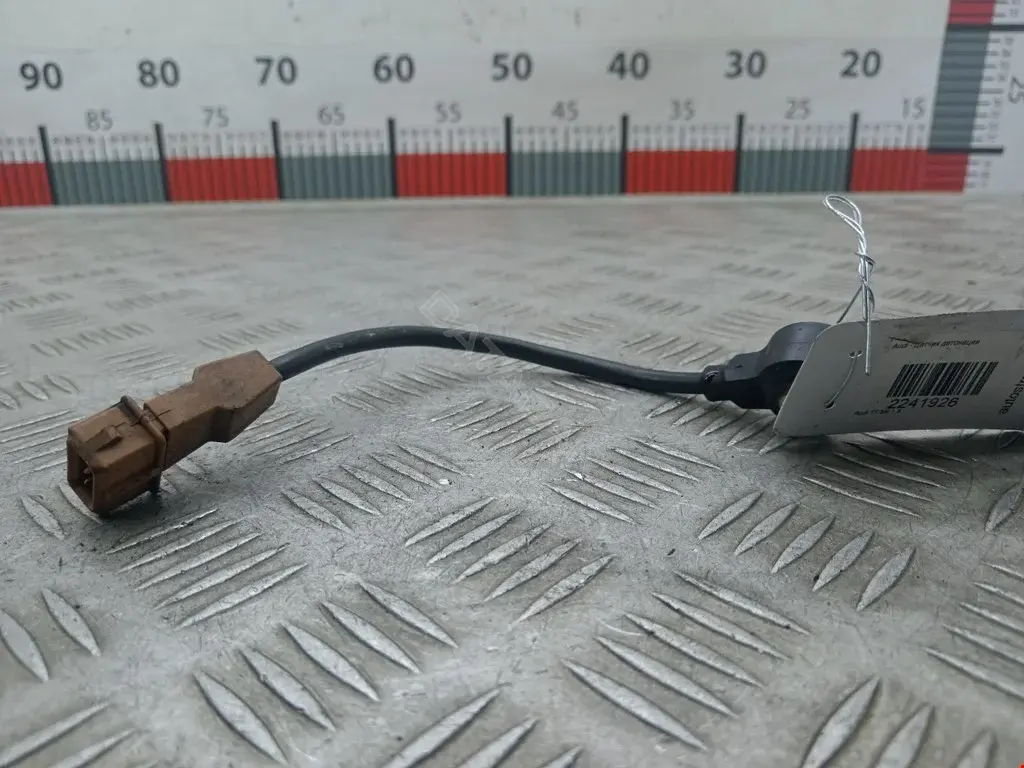 Датчик детонации 06A905377A, 0907050, 30104106