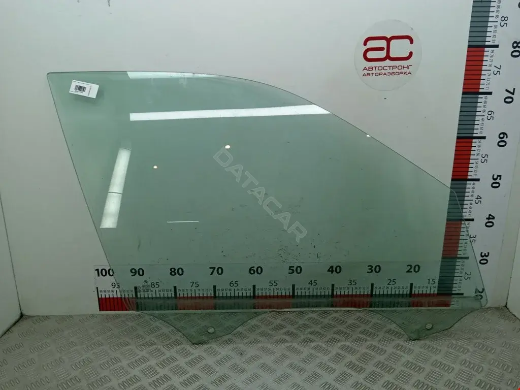 Стекло двери 51337137014