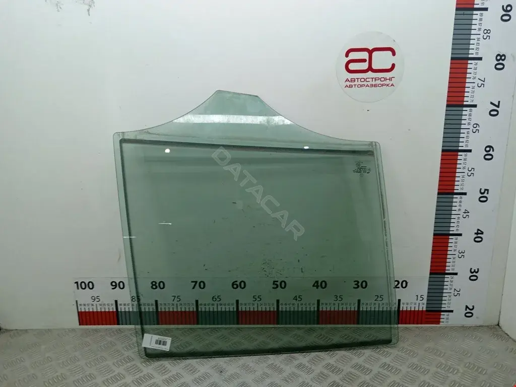 Стекло двери 1647350810, A1647350810