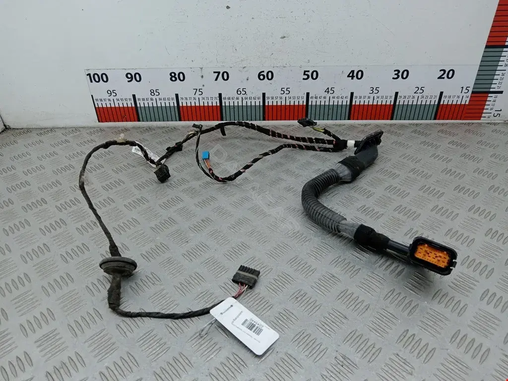 Проводка двери A1644407110