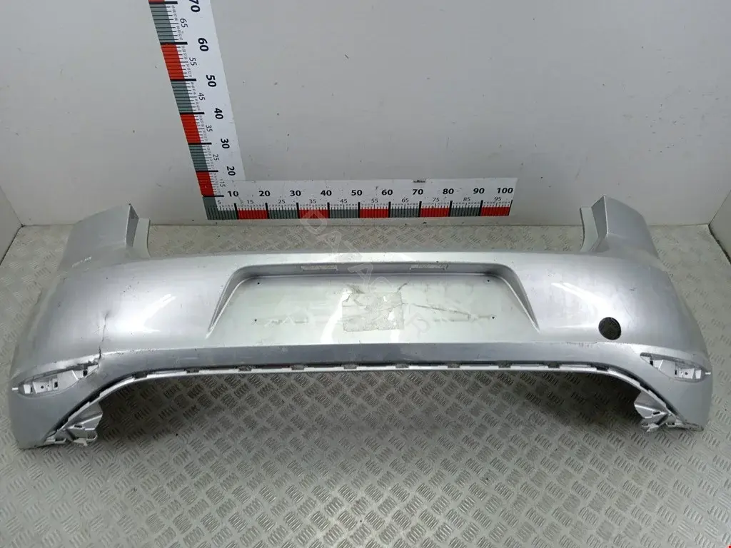 Задний бампер 5G6807421, 5K6807417