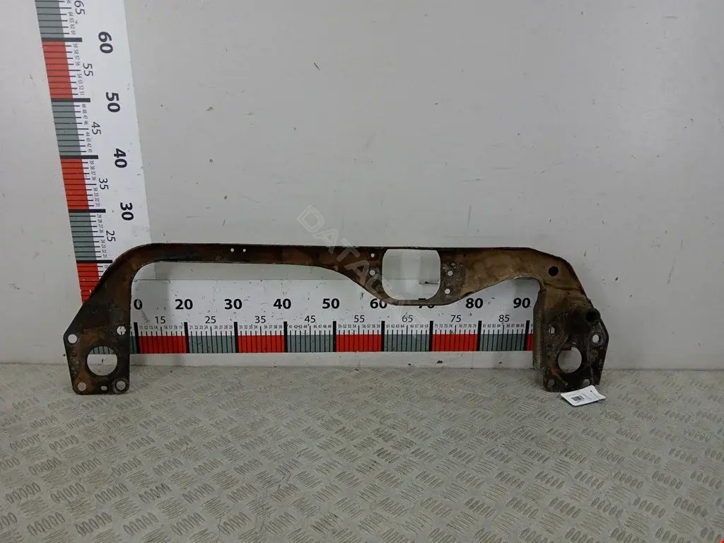 Балка под радиатор 4B0805851C