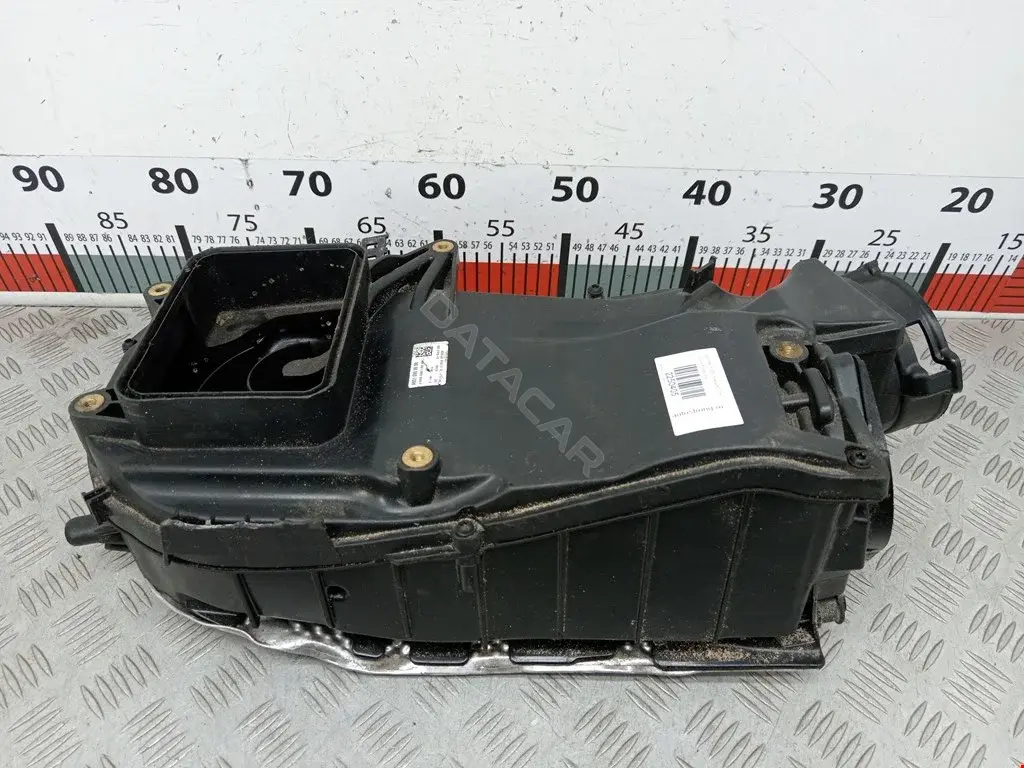 Корпус воздушного фильтра A6510900600