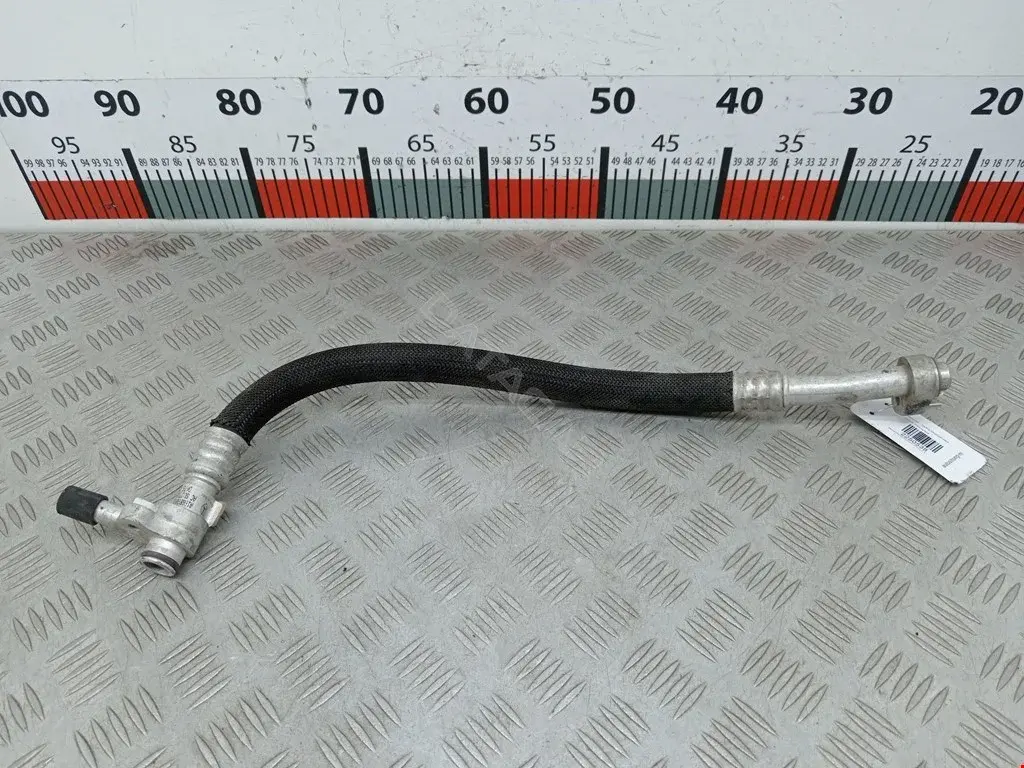 Трубка кондиционера A1668306900