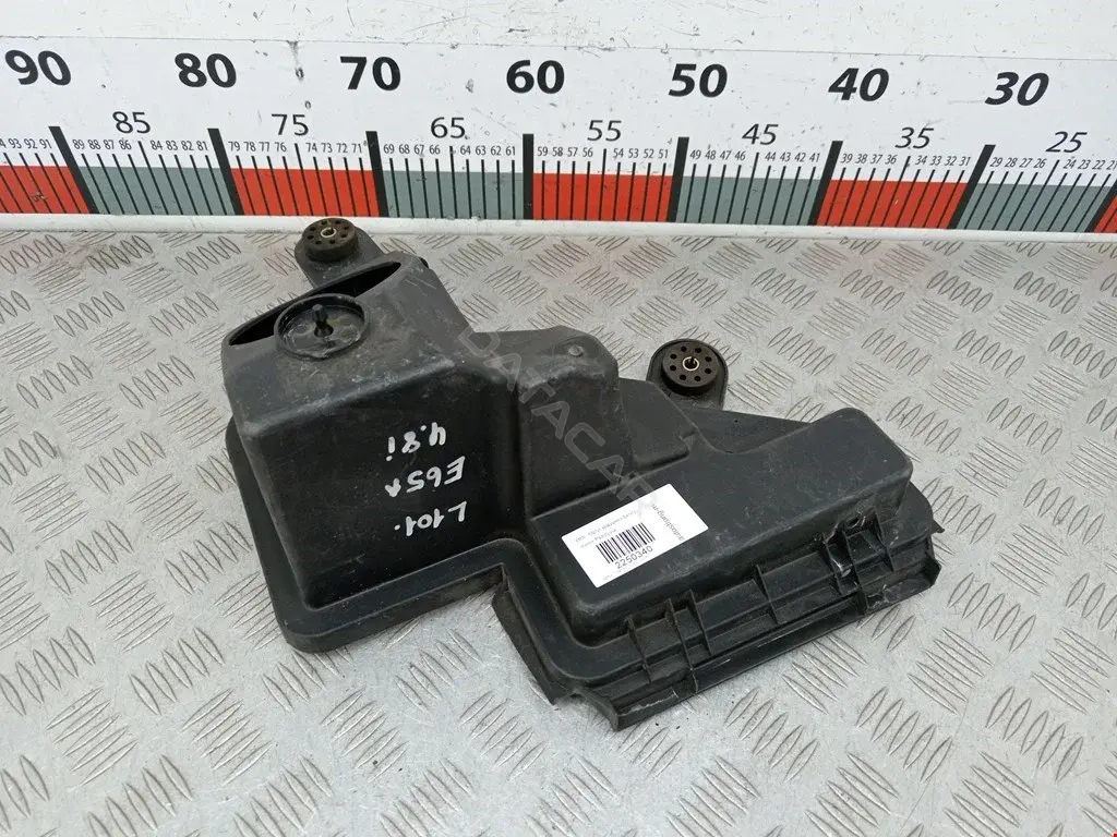 Корпус воздушного фильтра 13717788083, 7500550