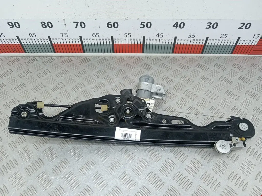 Стеклоподъемник 51357075673, 51357184745, 60811150