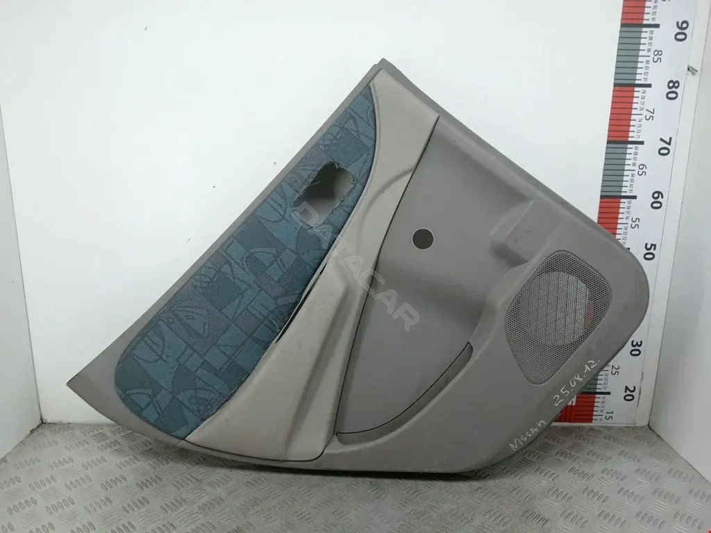 Дверная карта 82979AV600
