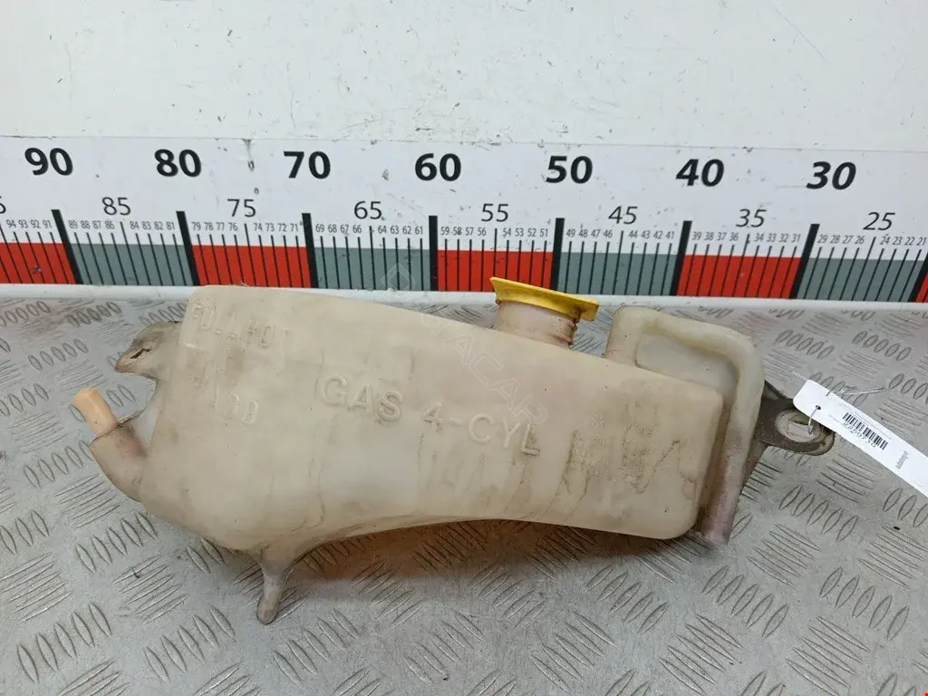 Расширительный бачок 05058371AD