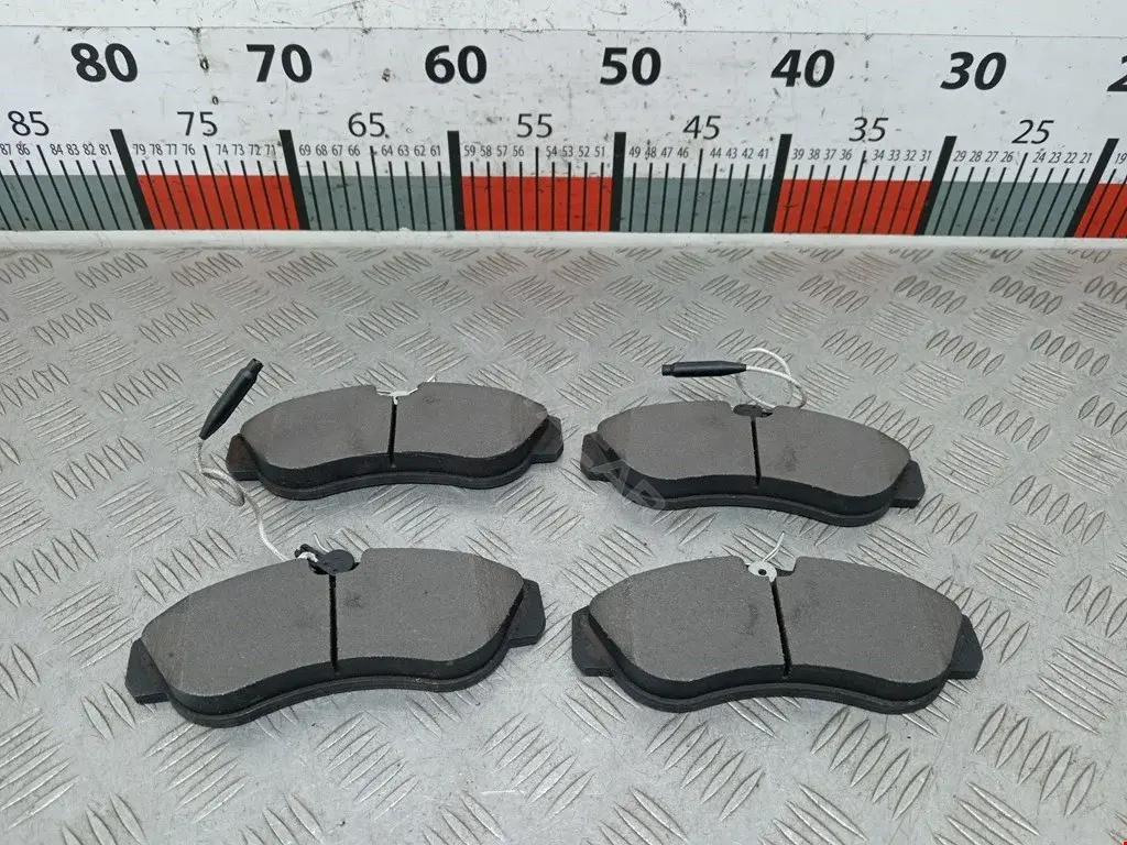 Тормозные колодки 9945810, BD2810, GDB1106