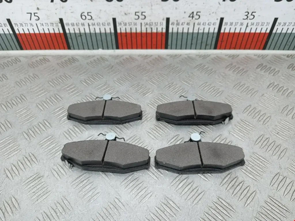 Тормозные колодки 05P1018, 4841305000, BD7002