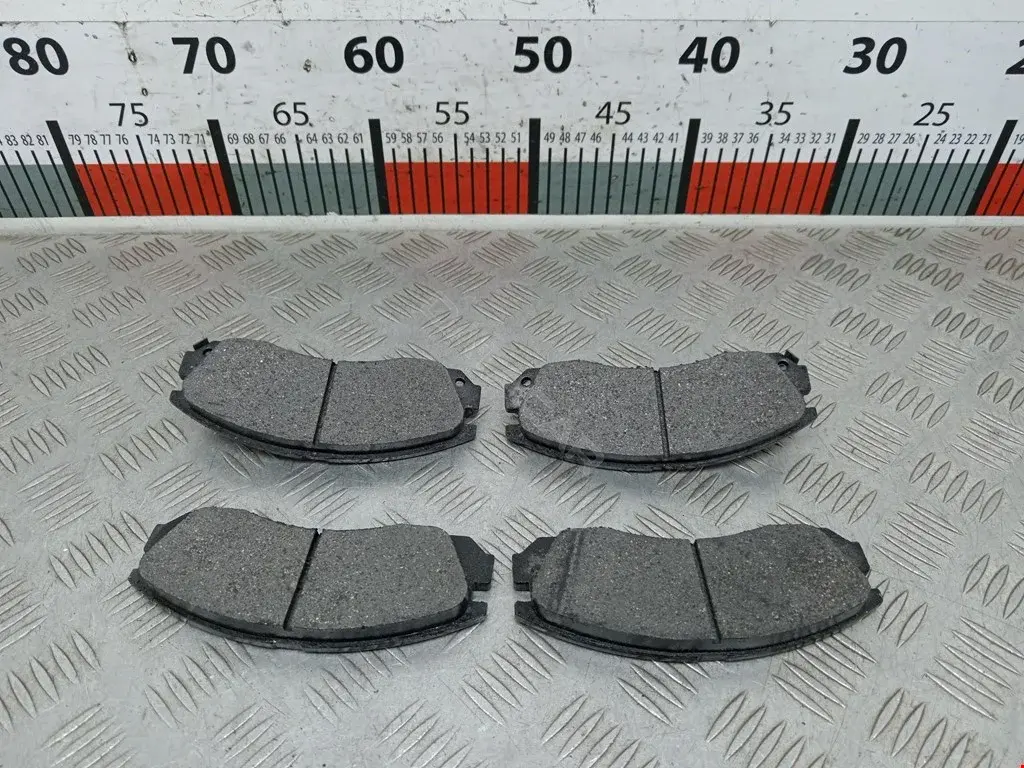 Тормозные колодки 05P578, BD5501, MB858400